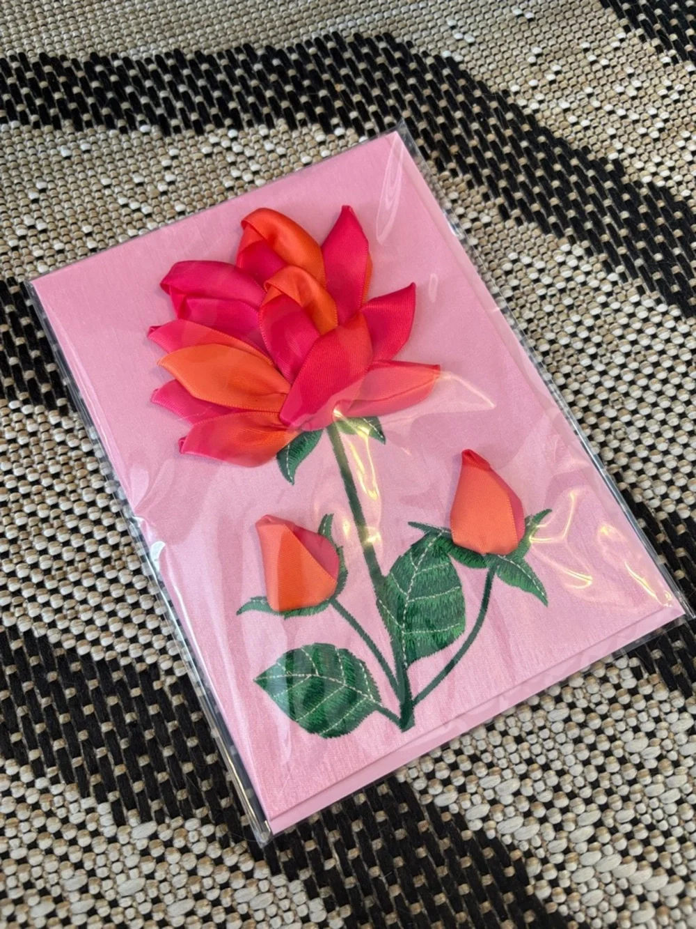 🆕Papyrus Stunning Satin Ribbon Rose Mother’s Day Greeting Card